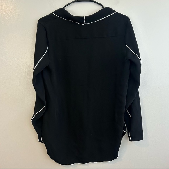Babaton Aritzia Rena Black Long Sleeeve Blouse w/White Piping Size XS - Picture 7 of 12